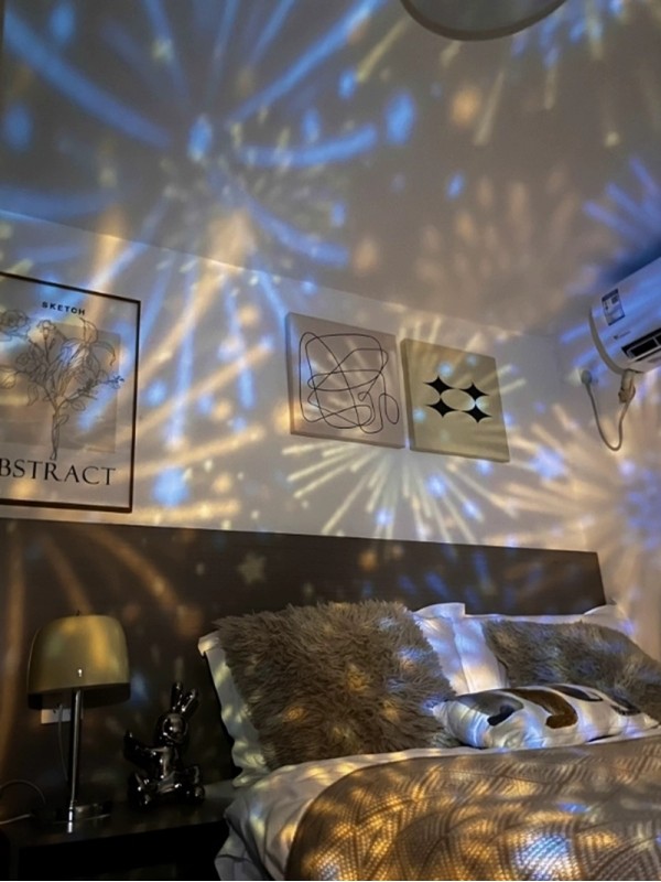 Veilleuse De Nuit BN-101  Bluetooth Et Motifs Films Projecteur Veilleuse de Nuit , La fête ,Chambre bébé Et Dormir Veilleuse de Nuit Pour Enfants Et Adultes