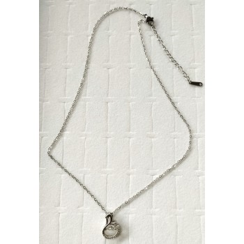 Collier BC-18  Mode acier au titane cygne collie,Vas bien avec toutes vos tenus collier pour femme Collier BC-18  Mode acier au titane cygne collie,Vas bien avec toutes vos tenus collier pour femme